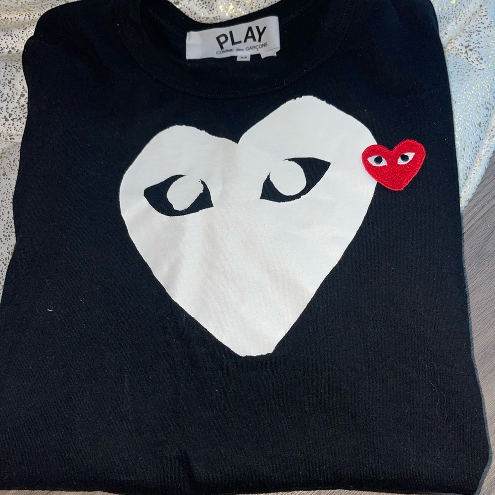 Comme Des Garçon Play Tee-